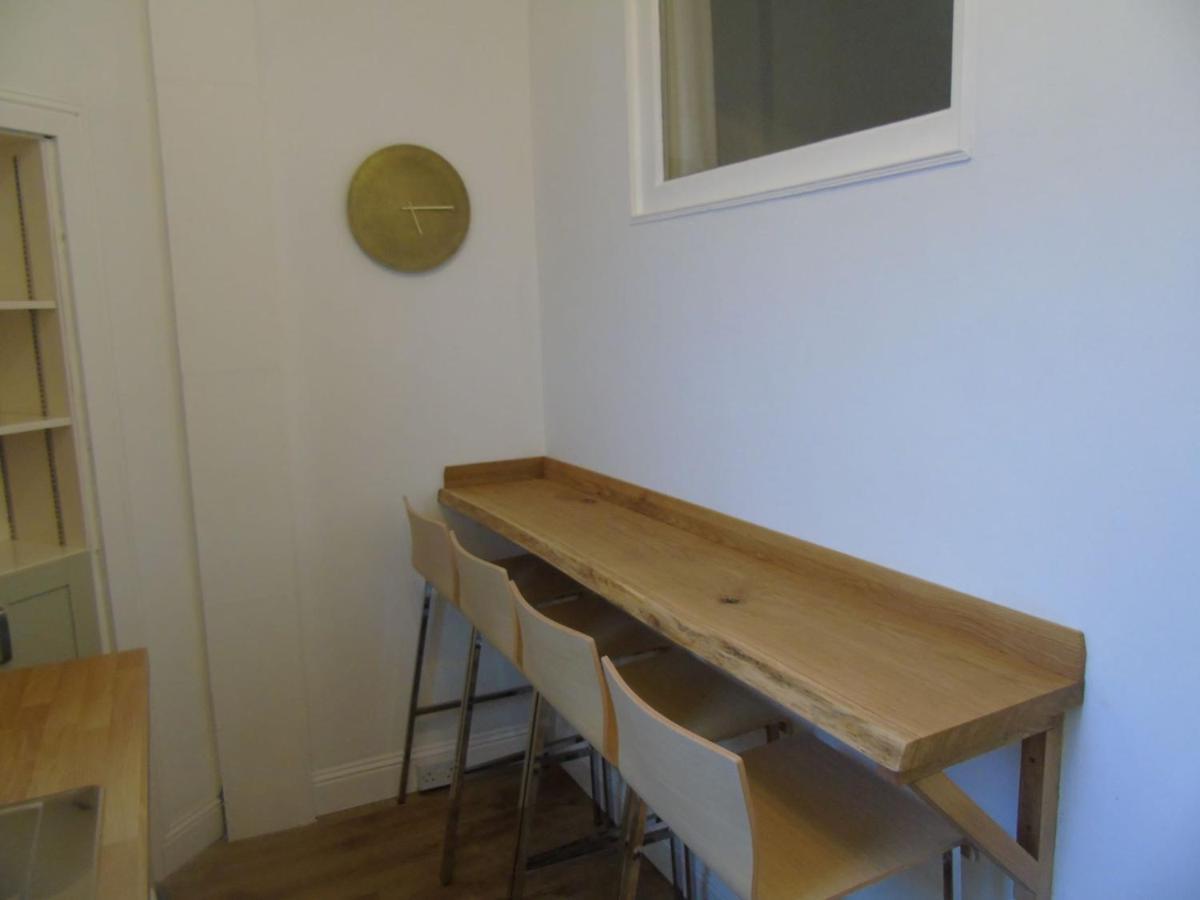 Snug - Tearlag Apartment Helensburgh Buitenkant foto