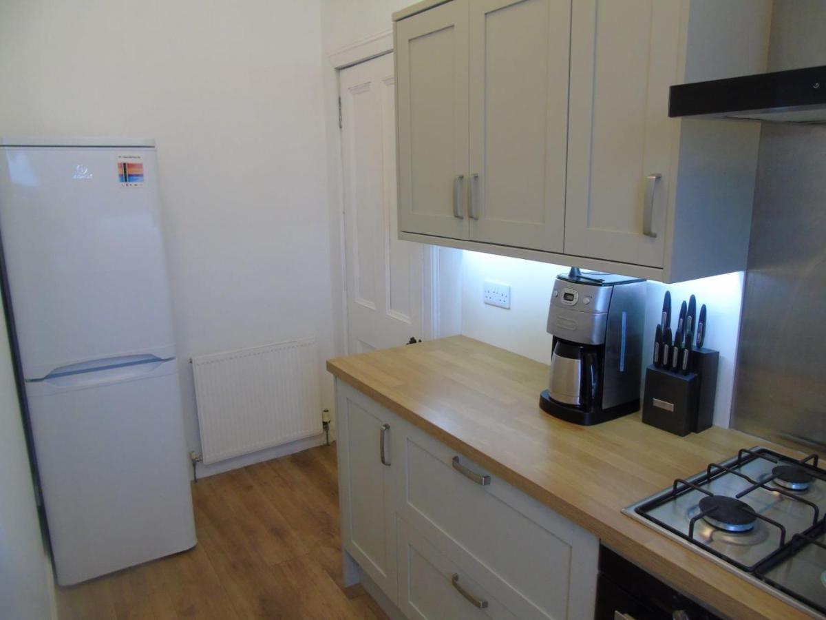 Snug - Tearlag Apartment Helensburgh Buitenkant foto